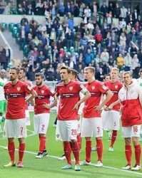  斯图加特青年军崛起之势初现击败中游球队