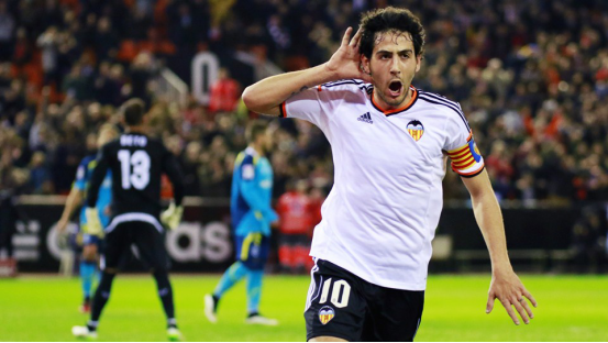  曼联防线失误连连，主场两球落后遭水晶宫逆转